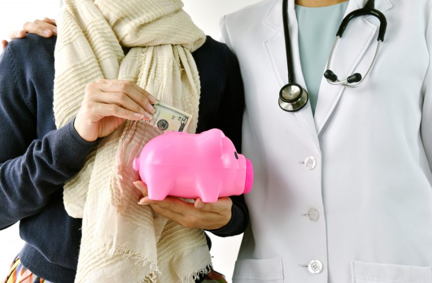 A Guide to Paying for Emergency Medical Bills